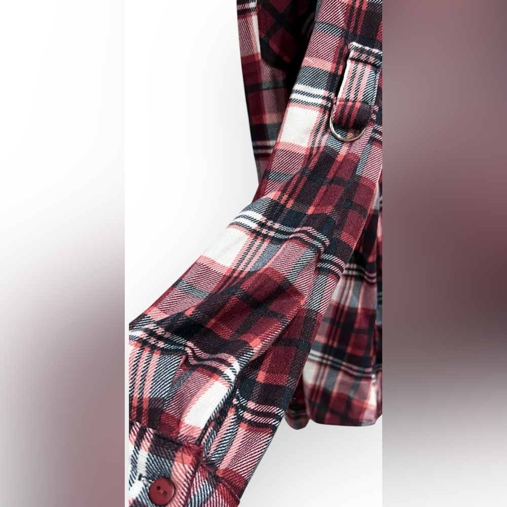 Eden & Olivia Plaid Button Down Shirt with Faux Sherpa Lining, Size 1X, SO SOFT! - Picture 4 of 8